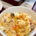 くりぴなつ6v6's cooksnap of when they made 鶏モモの炊き込みご飯.