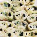 ひろみつママ☆'s cooksnap of when they made スヌーピー餃子の作り方.