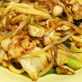 fusshi's cooksnap of when they made ごま油が食欲をそそる★焼きうどん.
