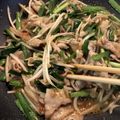 MAYUわんこ's cooksnap of when they made しっかり味のもやしニラ豚バラ炒め.