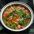 くりハチ's cooksnap of when they made 簡単 ほうれん草 トマトのコンソメスープ.