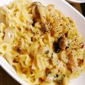 クックYRLXUJ☆'s cooksnap of when they made 辛ラーメンでカルボナーラ.