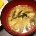 cook⭐MAYU⭐'s cooksnap of when they made ごぼうとニラのお味噌汁.