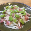 htkmom's cooksnap of when they made 作り置き♪新玉ねぎとそら豆、生ハムマリネ.
