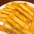 イヴこりん's cooksnap of when they made ワンタンの皮deチーズ焼き@フライパン.