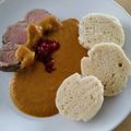ぷんぱにっける's cooksnap of when they made 肉料理にぜひ！チェコ☆クネドリーキ.