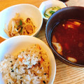 ささなお's cooksnap of when they made めんつゆだけで＊鮭とワカメの炊き込みご飯.