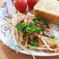 hitomi♪＊'s cooksnap of when they made 節約！簡単！もやしとベーコンのウマ炒め.