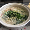 みええるも's cooksnap of when they made 土鍋で簡単！えのきと豆苗のミルクうどん鍋.