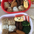 きーゆーさん's cooksnap of when they made 幼稚園年少 ころころおにぎり弁当.