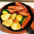 マコミコ's cooksnap of when they made ウインナーとじゃがいも炒め♪正油バター味.