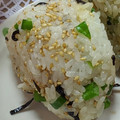 ゆけり３兄弟's cooksnap of when they made ◇塩昆布と青ねぎとごまのおにぎり◇.