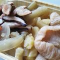 グリーンパンダ♪'s cooksnap of when they made 春の和風ポトフ★へそ大根と手羽先で.