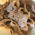 あきもふ's cooksnap of when they made 簡単、ゆで豚バラの刻みにんにく和え.
