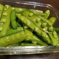 ばばばんrs's cooksnap of when they made 【作りおき】スナップエンドウ.
