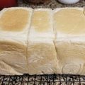 CalMamaG's cooksnap of when they made HBでこねる、もっちり美味しい食パン.