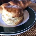 ダイナーガール's cooksnap of when they made 余った生クリームで簡単＊ホットビスケット.