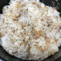 chiatiki's cooksnap of when they made 市販なめ茸で！なめ茸とツナの炊き込みご飯.