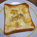 ＊なぁ＊'s cooksnap of when they made ハニーチーズトースト.