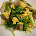yuuanmasa♡'s cooksnap of when they made 簡単 ほうれん草とぶなしめじの卵炒め.