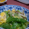 ライチティ's cooksnap of when they made 簡単♪きのことレタスの炒め物.
