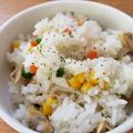 桃と豆's cooksnap of when they made ズボラで簡単！混ぜるだけ！エビピラフ★.