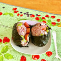 komutatata's cooksnap of when they made 水玉ちっくな❤枝豆とソーセージのおにぎり.