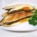 ☆☆☆saya's cooksnap of when they made カレーとチーズのホットサンド.