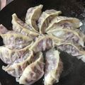 one64's cooksnap of when they made 紫キャベツで★可愛い美味しいピンクの餃子.