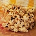 らびのゆうママ's cooksnap of when they made レンジでポップコーン.