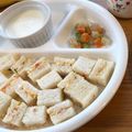 maymar's cooksnap of when they made 離乳食 後期～ トマトたまごサンド.