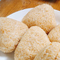 あゆまんま♪'s cooksnap of when they made 焼肉のタレと鰹節のおにぎり♪（マヨも♪）.