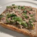 akisann's cooksnap of when they made 簡単シャキシャキツナサンドイッチ.