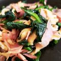 ☆suzuka☆'s cooksnap of when they made ベーコン薄揚げほうれん草のバター醤油♪.