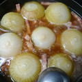 こうゆう's cooksnap of when they made 丸ごと玉ねぎスープ煮♪簡単ベーコンと.