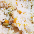 ＊＊＊＊たま＊＊＊＊'s cooksnap of when they made 枝豆とベーコンのピラフ♪炊飯器で簡単.