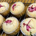 mikuri_y's cooksnap of when they made お花見に☆桜満開マフィン！【餡子入り】.