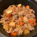 Honobikky's cooksnap of when they made 我が家流☆staub de 肉じゃが☆.