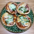 minaa5's cooksnap of when they made おやつにパリッパリ♪餃子の皮で簡単ピザ☆.