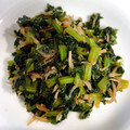 ふぅ〜さん's cooksnap of when they made 大根葉としらすのごま油炒め ご飯が進む.