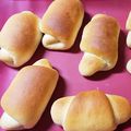 あまいこびと's cooksnap of when they made 手作りパン（ウインナーロール）.