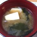 llollolo's cooksnap of when they made 豆腐とわかめの基本の味噌汁.