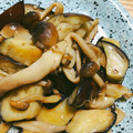 pnkdiamond's cooksnap of when they made しめじとナスのマヨポン炒め.