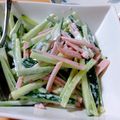 こぼく's cooksnap of when they made キュウリとハムだけサラダ.