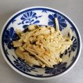 ☆やすちゃん☆'s cooksnap of when they made レンジでピリ辛えのきポン酢.