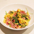 こともみ's cooksnap of when they made 簡単あと1品☆豆苗とベーコンの卵とじ.