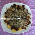 Saretta's cooksnap of when they made めちゃ安簡単！もやしとネギのお好み焼き.