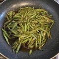 ともさと8888's cooksnap of when they made インゲンのきんぴら ごま油炒め.