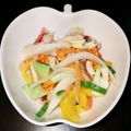 ゴロみかん's cooksnap of when they made 簡単！ボイルスルメイカのマリネサラダ.