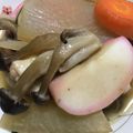クックBLTENE☆'s cooksnap of when they made 簡単・春大根の手羽煮とかまぼこ.
